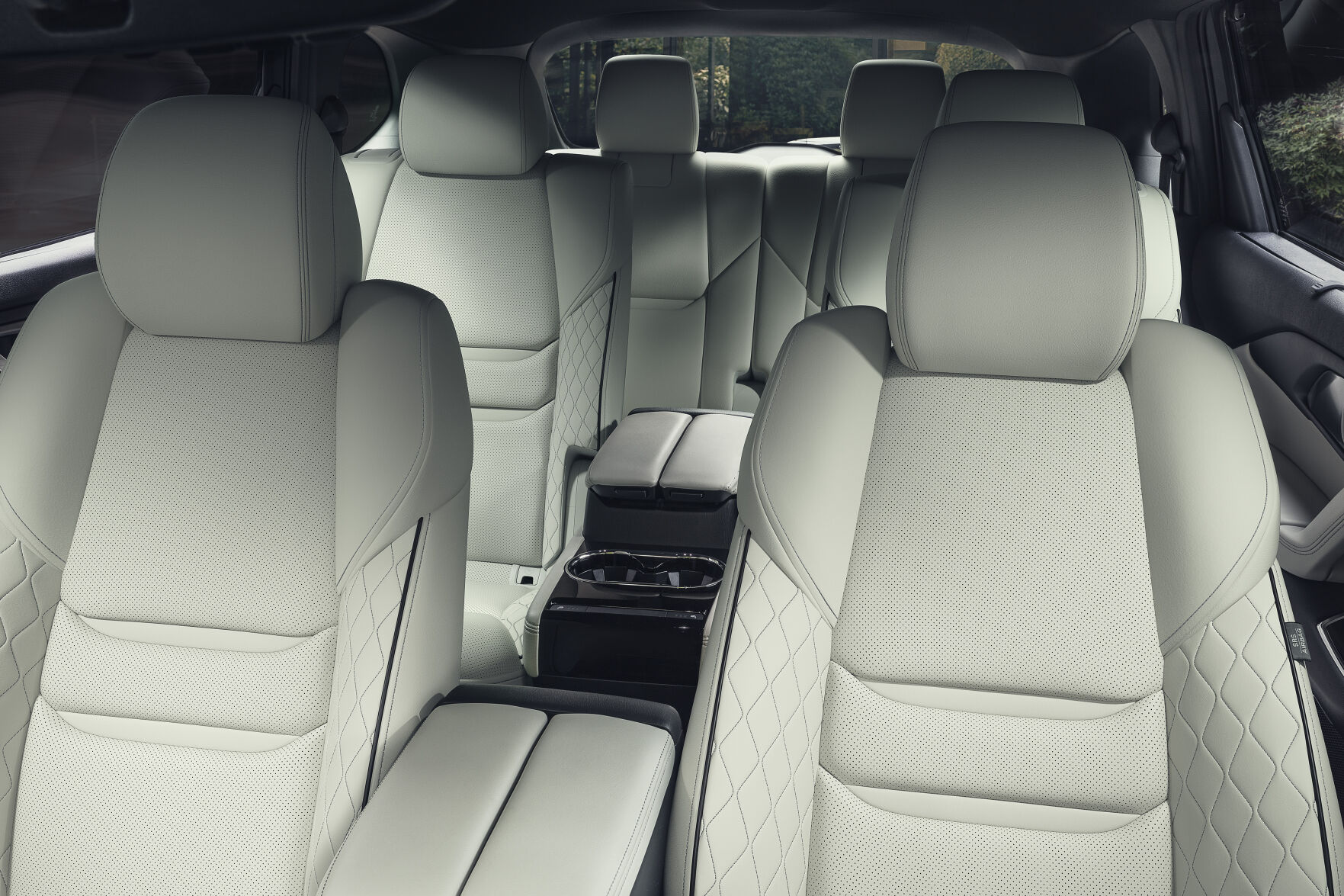 2021-CX-9_11-1.jpg